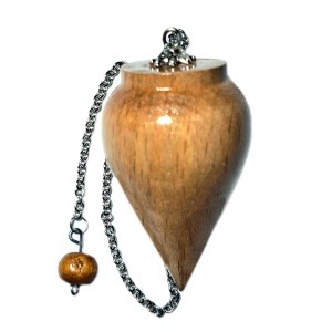 Como péndulo de madera