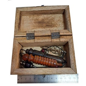 caja de madera péndulos