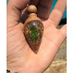 Péndulo de haya y resina Obsidiaria