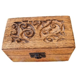 Caja para guardar pendulos de madera