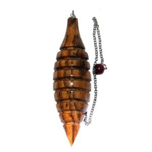 como pendulo de madera