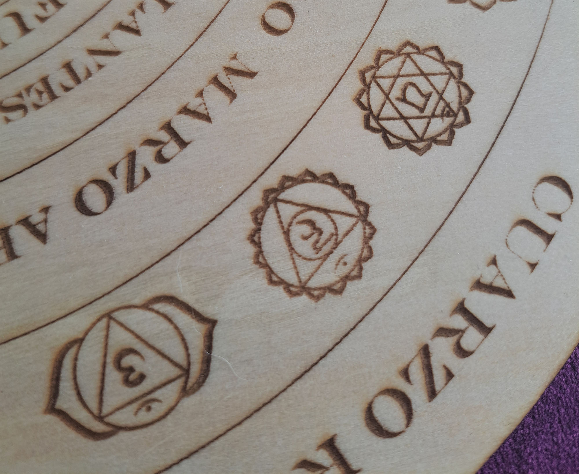 Tabla para radiestesia de madera en Español | 30 centímetros - Imagen 9